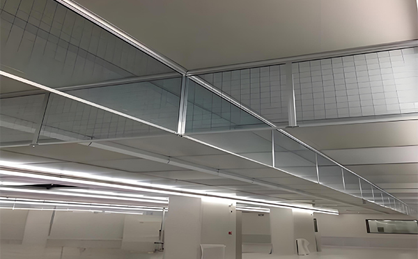 乌尔禾玻璃挡烟垂壁