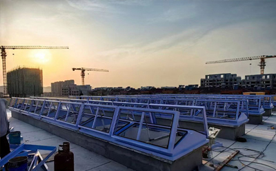 消防乌尔禾排烟窗开启角度