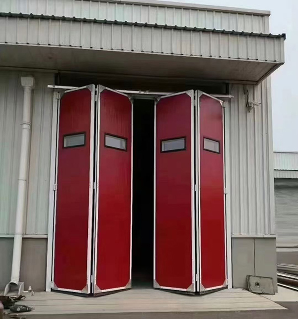 乌尔禾工业折叠门在大型装配车间出入口的应用实例